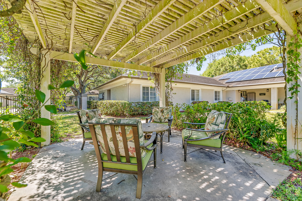 Outdoor Area Outdoor Area